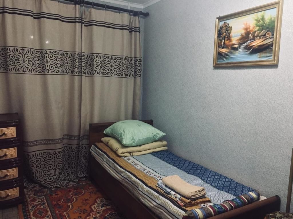 Апартаменты Квартира посуточно для командировачных гостей Уральск-18
